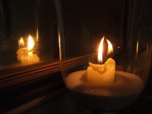candle-1051963_640