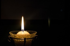 candle-896784_640